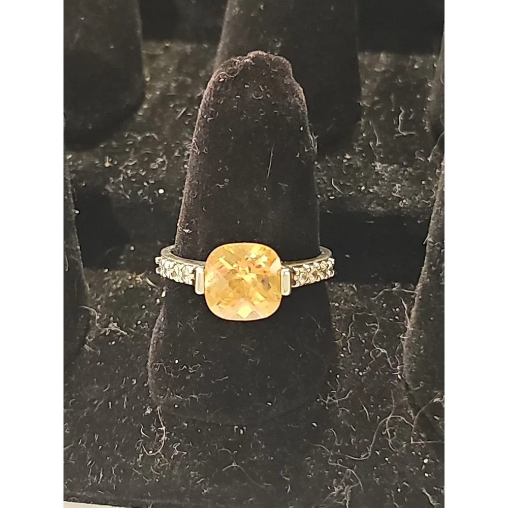 Avon Vintage Women‎ 925 Ring 3ct Peach Colored Stone Clear Accents Sz 9/3.8 Gram